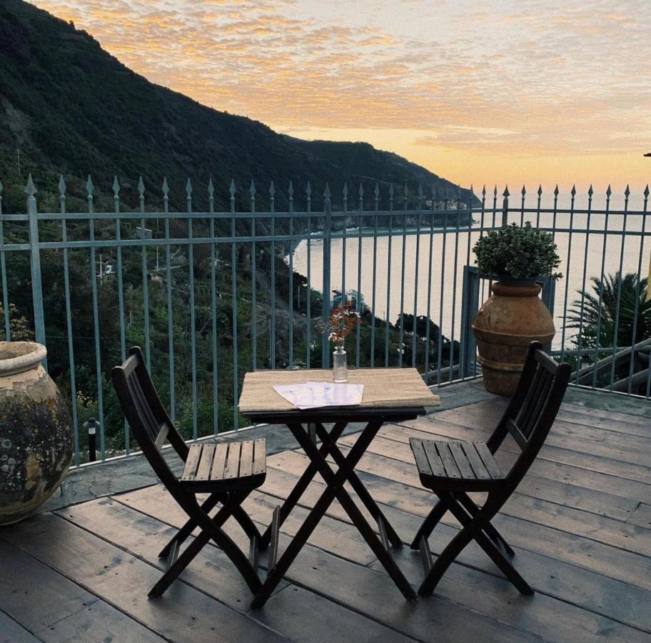 Locanda Il Carugio Corniglia Bagian luar foto
